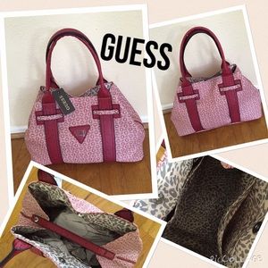 🌹HP🌹Guess red handbag NWT🌹